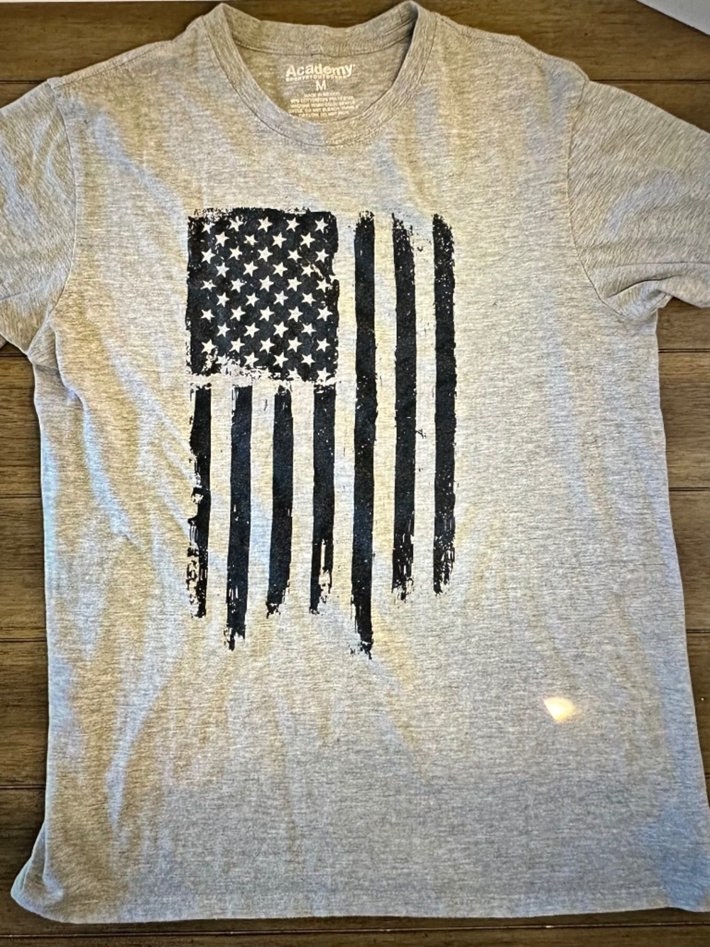 Academy American Flag T-Shirt Men's Size M Short Sleeve Patriotic USA Tee